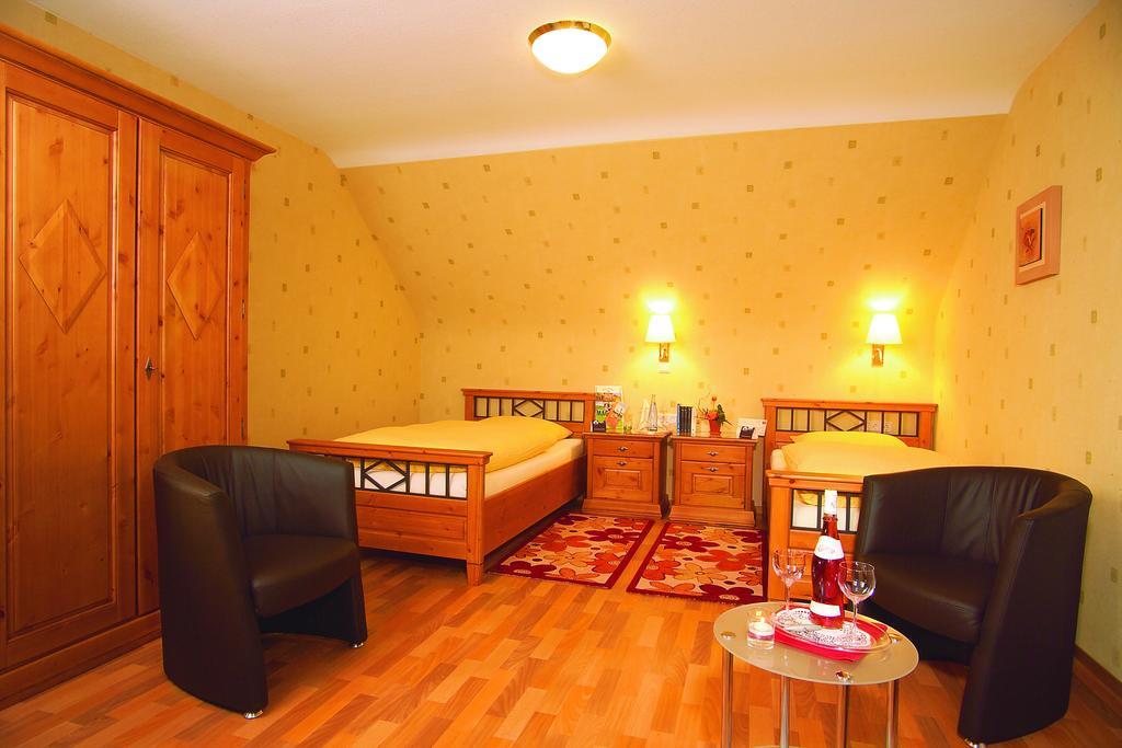 Hotel Maurer Saarwellingen Luaran gambar