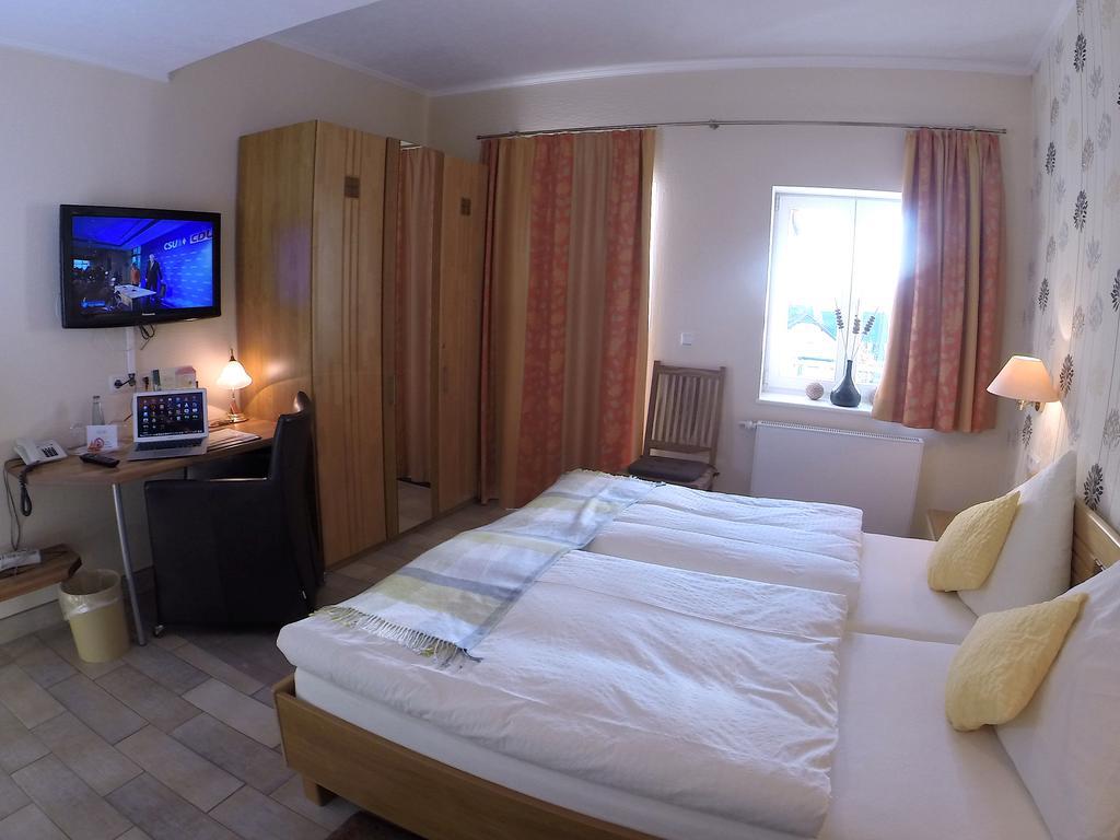 Hotel Maurer Saarwellingen Luaran gambar