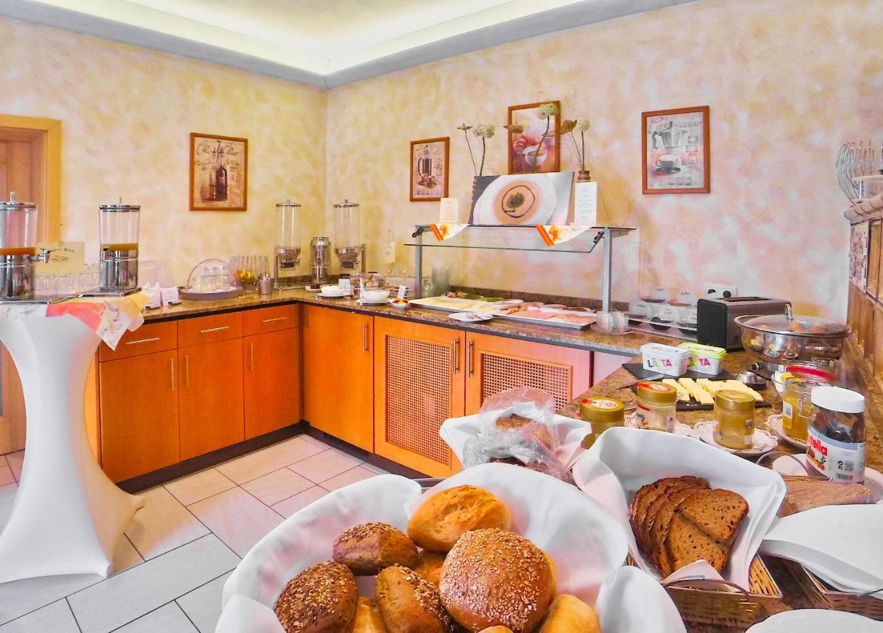 Hotel Maurer Saarwellingen Luaran gambar