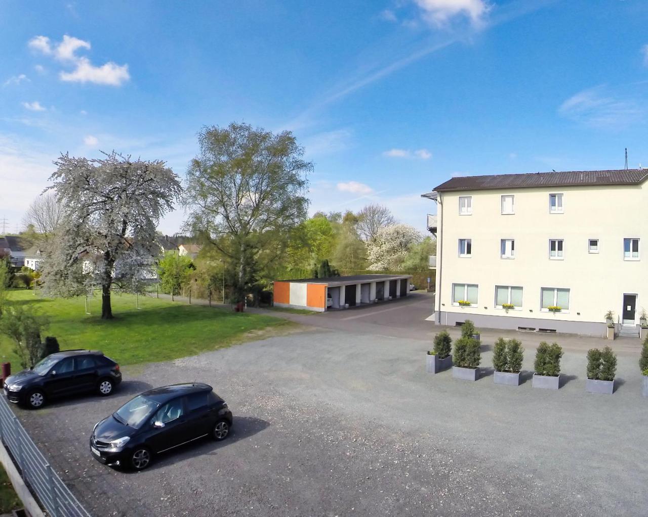 Hotel Maurer Saarwellingen Luaran gambar