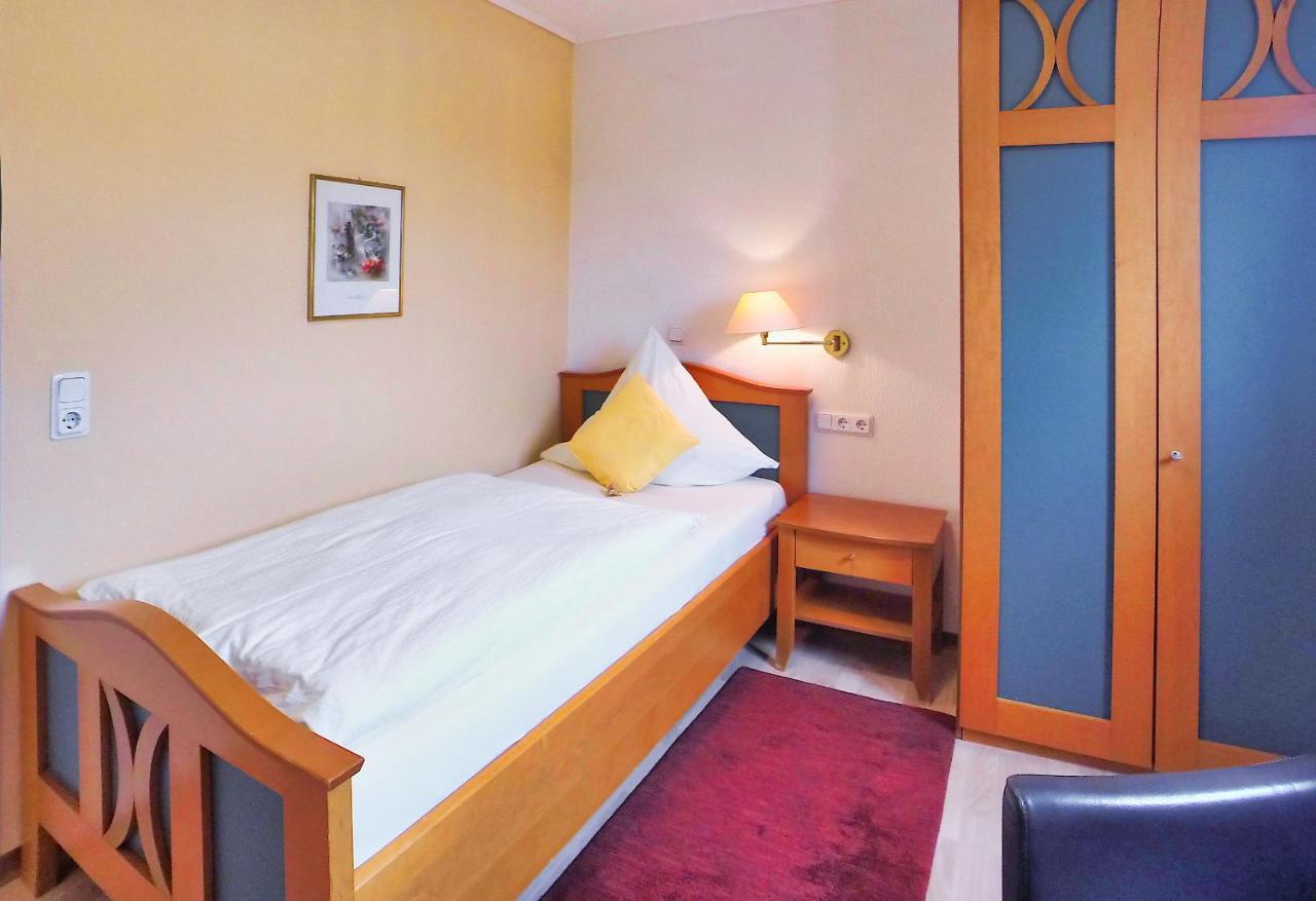 Hotel Maurer Saarwellingen Luaran gambar